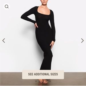 SKIMS SOFT LOUNGE LONG SLEEVE DRESS